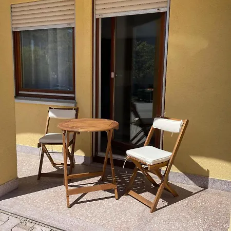 Eli - Apartament Zadar